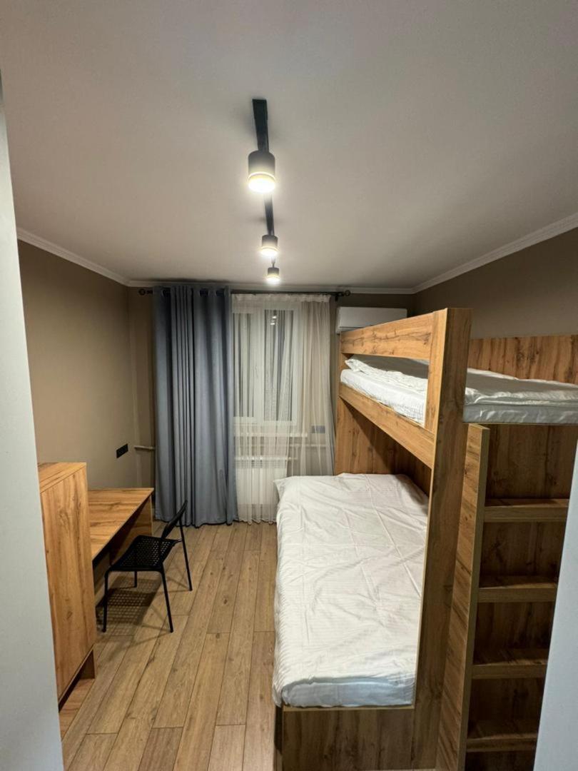 Cozy Hostel ビシュケク エクステリア 写真