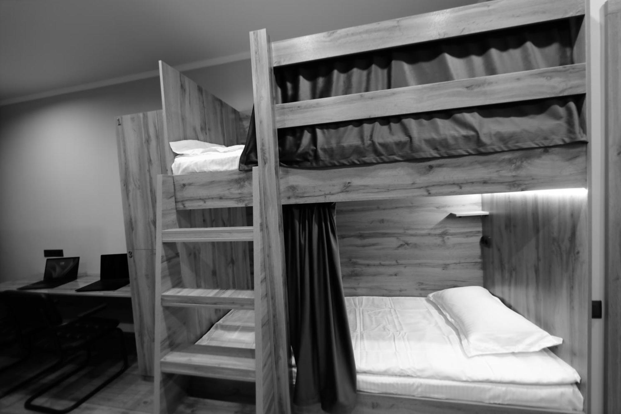 Cozy Hostel ビシュケク エクステリア 写真