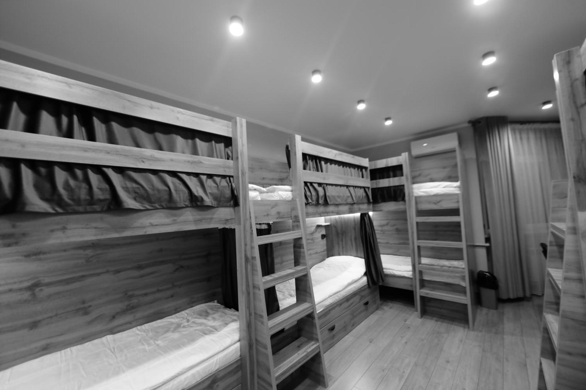 Cozy Hostel ビシュケク エクステリア 写真