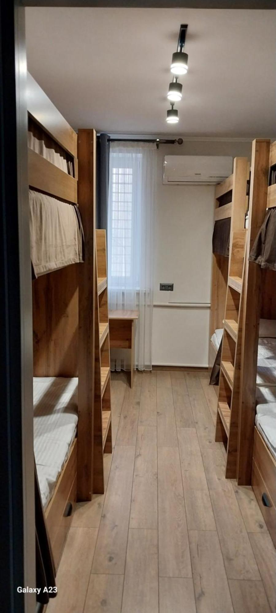 Cozy Hostel ビシュケク エクステリア 写真