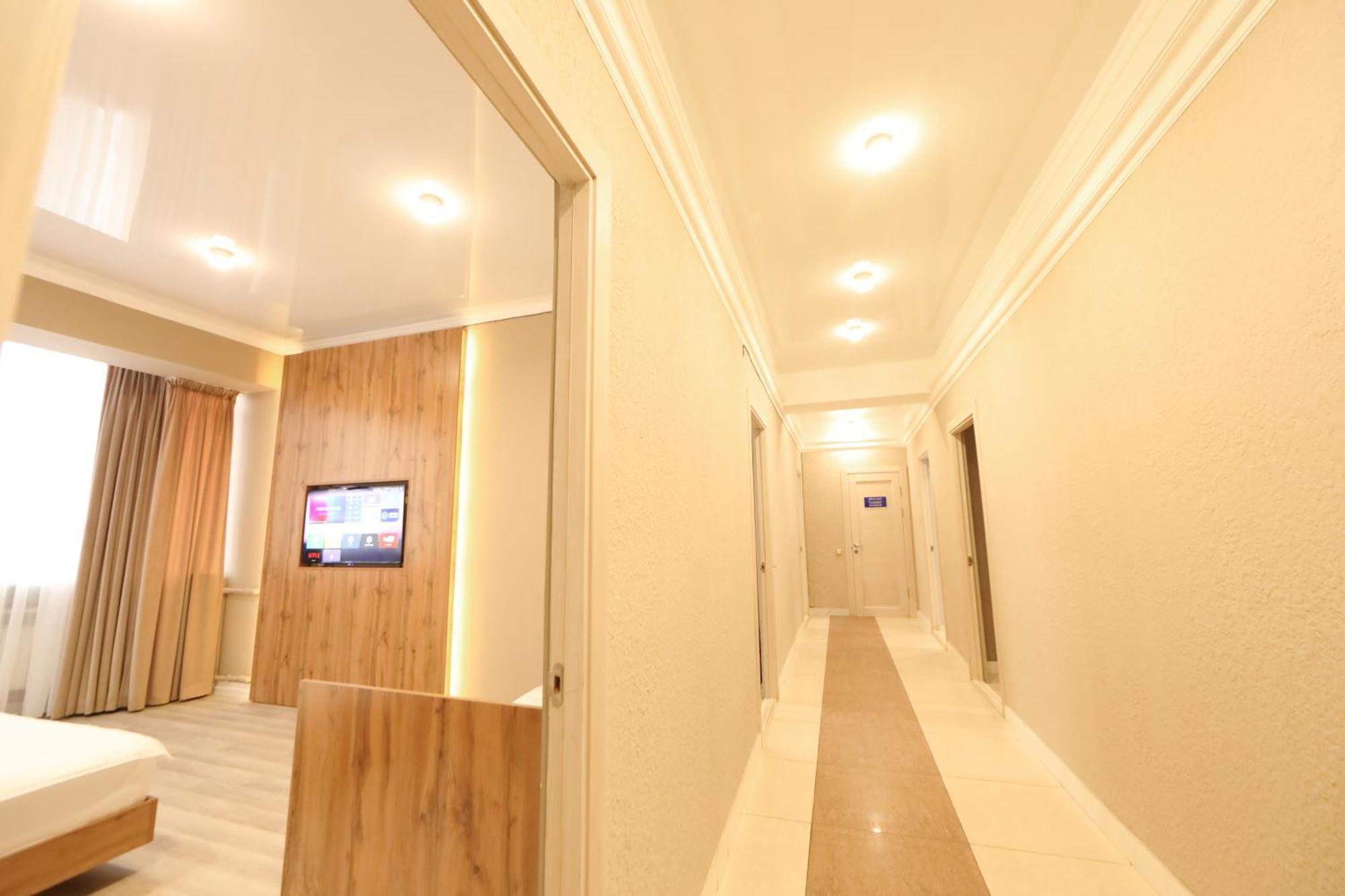Cozy Hostel ビシュケク エクステリア 写真