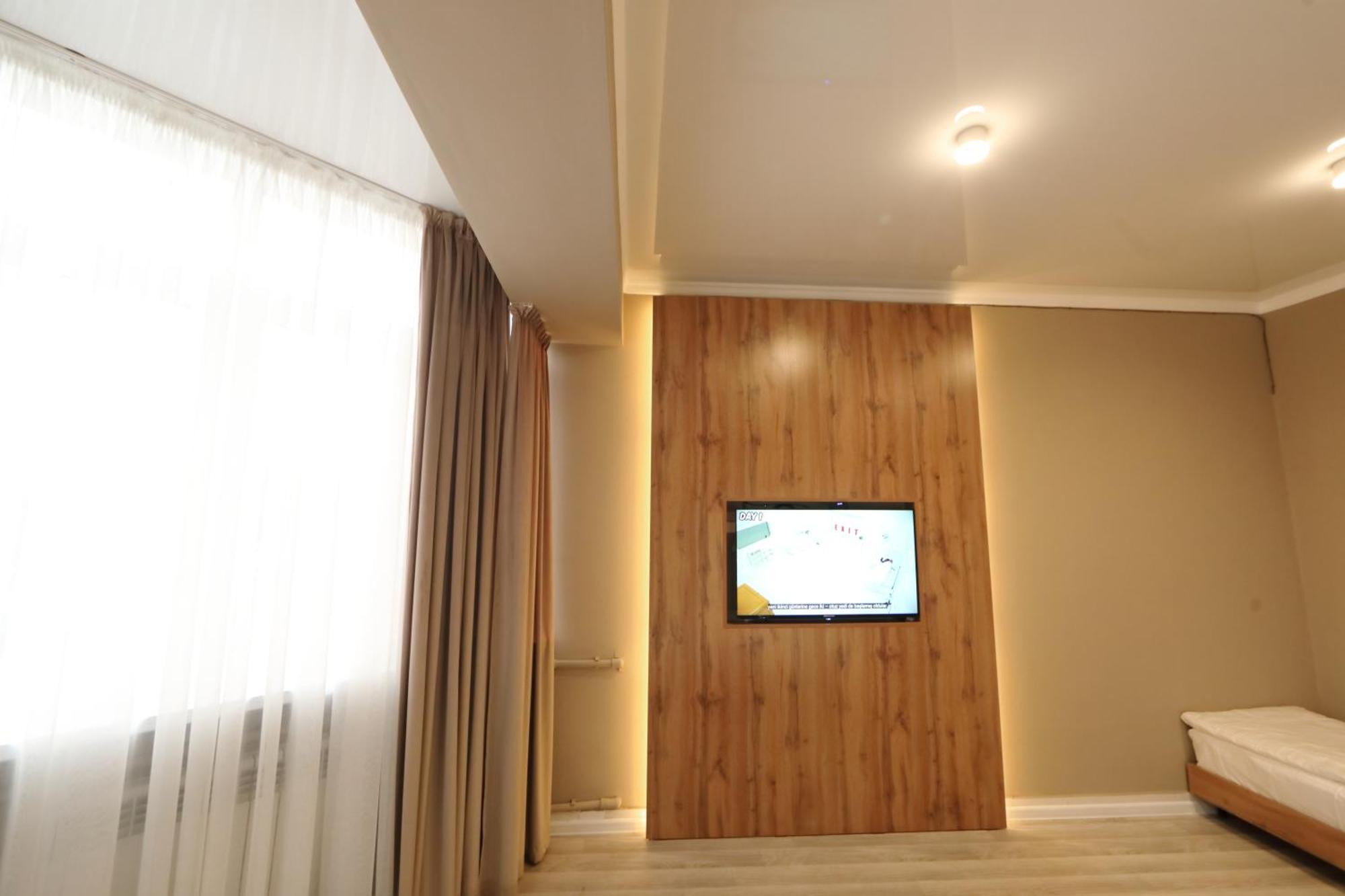 Cozy Hostel ビシュケク エクステリア 写真